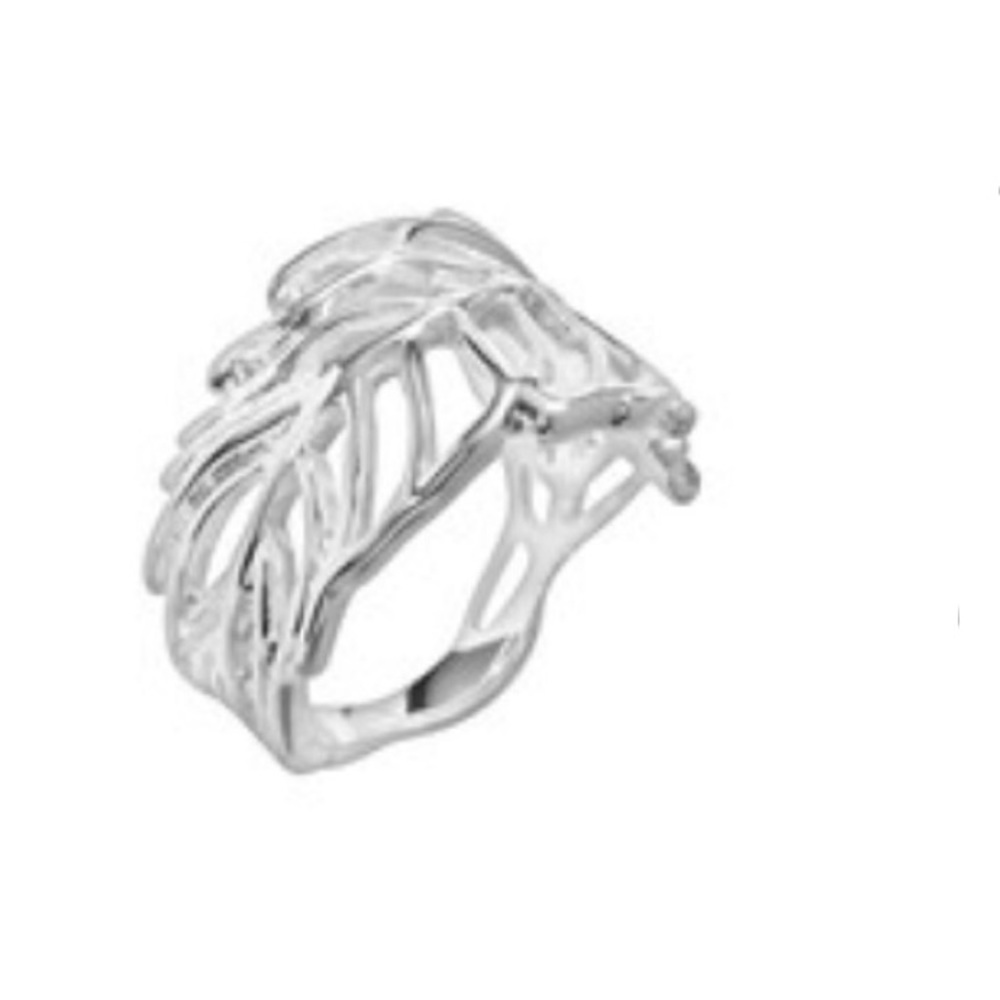 Silver Openwork Leaf Ring - Picture 2 of 7